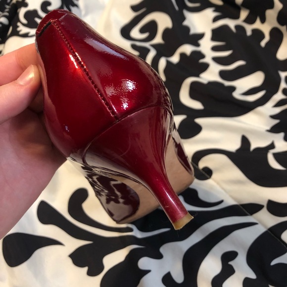 Red shoes - Picture 6 of 7